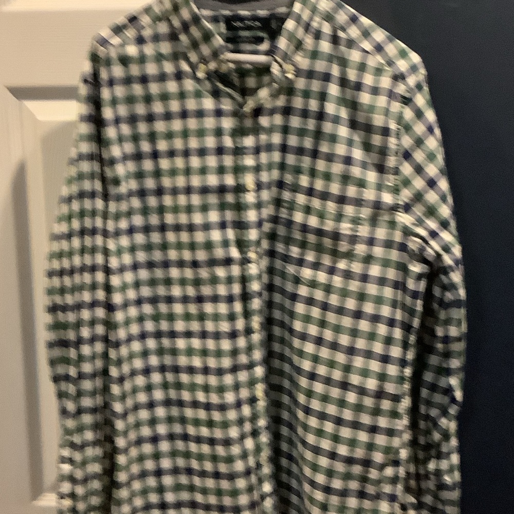 Nautica Green and White Checkered Casual Button Down Shirt